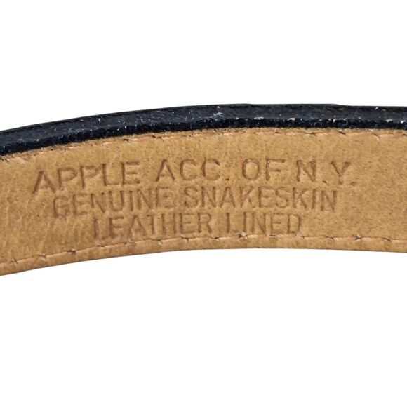 Genuine Snakeskin Belt Chrome Buckle Apple Acc of DE NY Magenta VTG 1970s Sz L - Picture 14 of 16